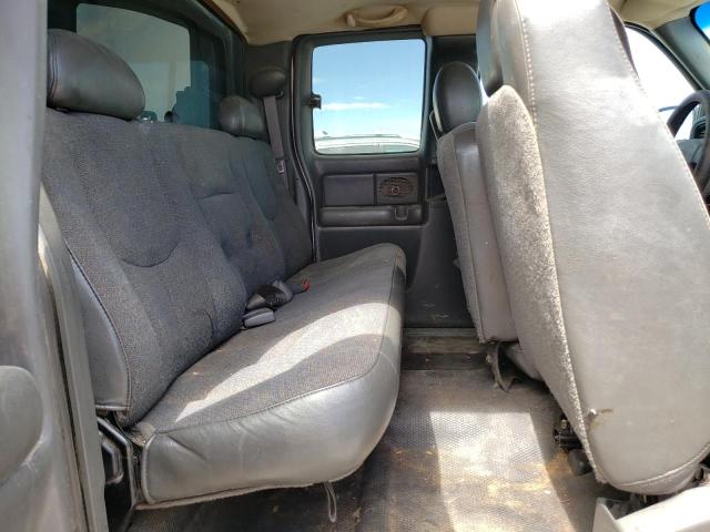 Photo 6 from auction – 2003 CHEVROLET SILVERADO with VIN 1GCHC29U93E371242