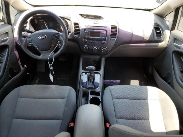 Photo 9 from auction – 2017 KIA FORTE LX with VIN 3KPFK4A76HE013863