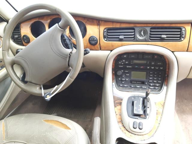 Photo 9 from auction – 2000 JAGUAR XJ8 with VIN SAJDA14C3YLF18644