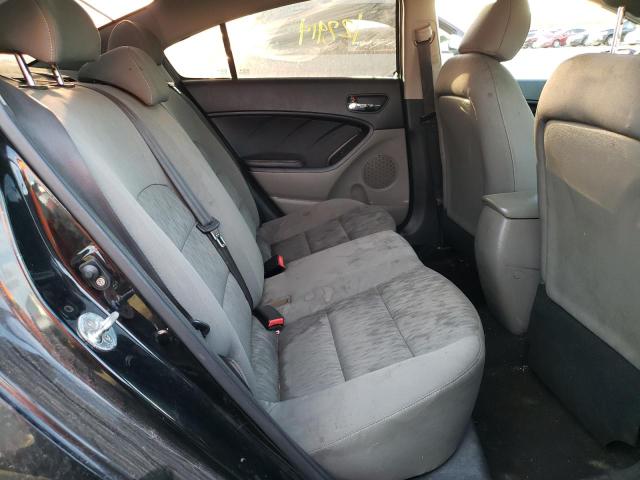 Photo 6 from auction – 2016 KIA FORTE LX with VIN KNAFK4A62G5605727