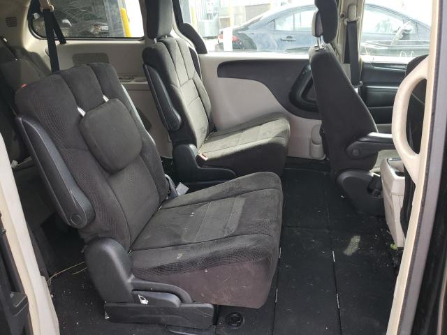 Photo 6 from auction – 2014 CHRYSLER TOWN & COU with VIN 2C4RC1BG9ER143248