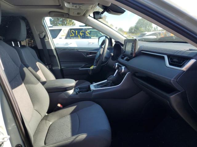 Photo 5 from auction – 2019 TOYOTA RAV4 XLE with VIN 2T3W1RFV1KC005383