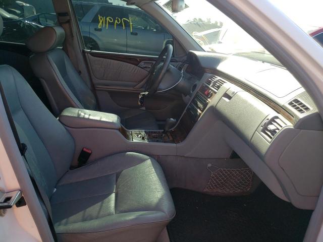 Photo 5 from auction – 2000 MERCEDES-BENZ E-320 with VIN WDBJF65JXYB065427