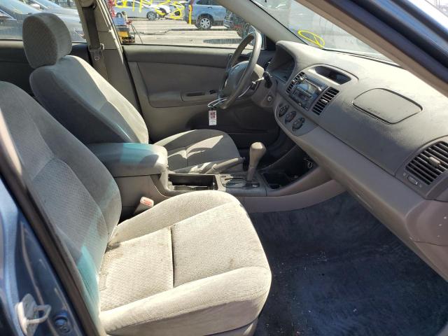 Photo 5 from auction – 2004 TOYOTA CAMRY LE with VIN 4T1BE32K44U849262