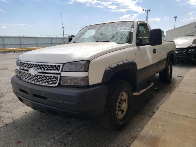 Photo 2 from auction – 2005 CHEVROLET SILVERADO with VIN 1GCHC24UX5E161713