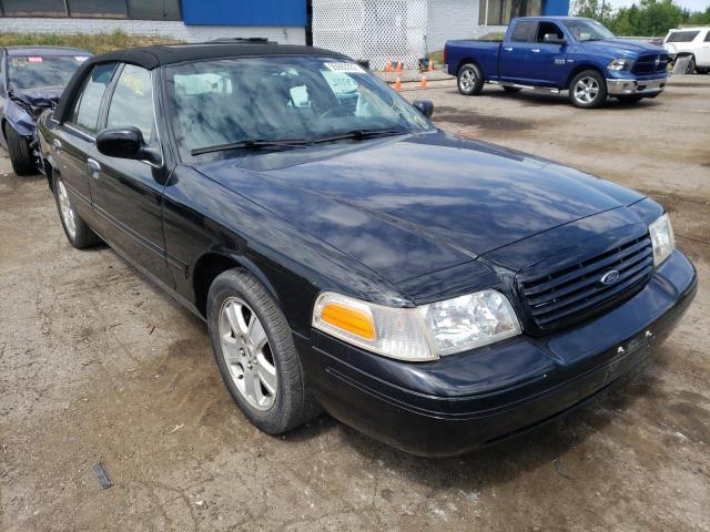 FORD CROWN VICT 2003 with VIN 2FAHP74W33X182441 - Photo from auction