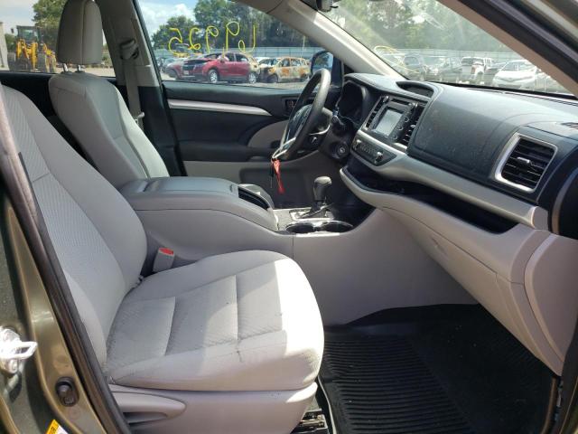 Foto 5 de la subasta – 2017 TOYOTA HIGHLANDER con VIN 5TDBZRFH5HS431488