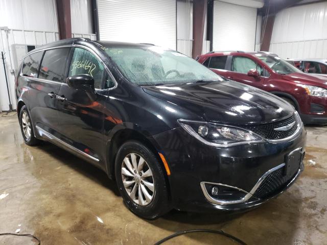 CHRYSLER PACIFICA T 2017 with VIN 2C4RC1BG6HR569757 - Photo from auction