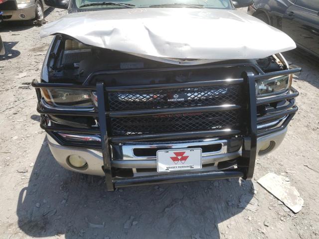 Photo 9 from auction – 2004 GMC NEW SIERRA with VIN 2GTEK13T841379500