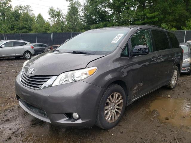 Photo 2 from auction – 2012 TOYOTA SIENNA XLE with VIN 5TDYK3DC3CS238008