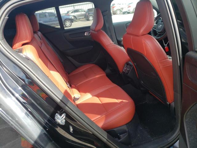 Photo 6 from auction – 2019 VOLVO XC40 T4 MO with VIN YV4AC2HK4K2055701