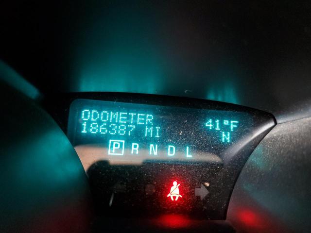 Photo 8 from auction – 2010 CHEVROLET TRAVERSE L with VIN 1GNLVFED3AS110177
