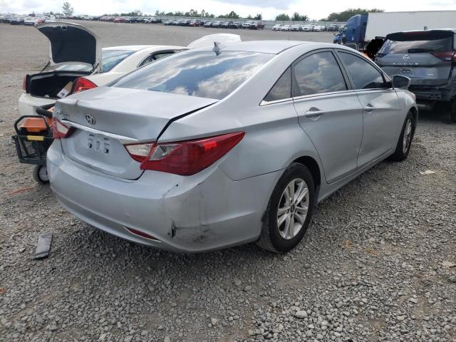 Photo 4 from auction – 2012 HYUNDAI SONATA GLS with VIN 5NPEB4ACXCH335497