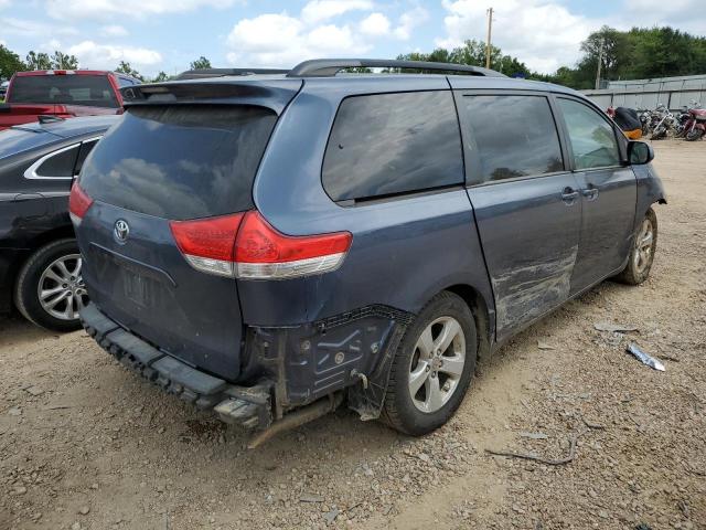 Photo 4 from auction – 2013 TOYOTA SIENNA LE with VIN 5TDKK3DC5DS378486