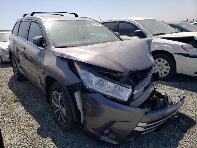Photo 1 from auction – 2019 TOYOTA HIGHLANDER with VIN 5TDKZRFHXKS574881