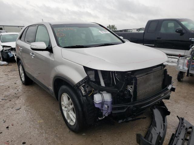 KIA SORENTO LX 2015 with VIN 5XYKTCA63FG559436 - Photo from auction