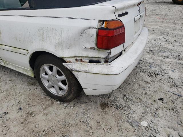 Photo 9 from auction – 1995 VOLKSWAGEN CABRIO with VIN WVWBB81E2SK033004