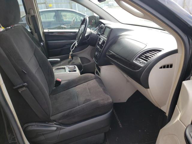 Photo 5 from auction – 2014 CHRYSLER TOWN & COU with VIN 2C4RC1BG9ER143248