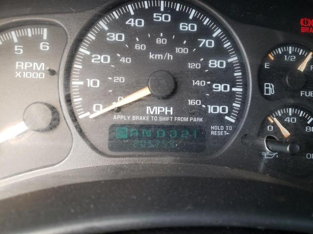 Photo 8 from auction – 2002 CHEVROLET AVALANCHE with VIN 3GNEK13T82G136572