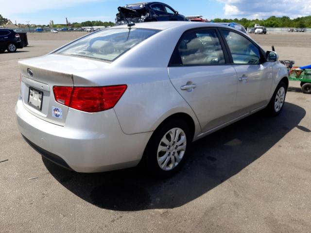 Photo 4 from auction – 2010 KIA FORTE LX with VIN KNAFT4A22A5060324
