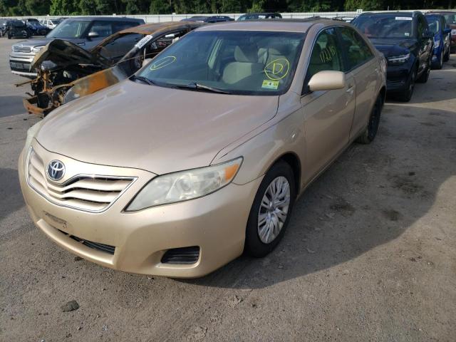 Фото 2 с аукциона – 2010 TOYOTA CAMRY BASE с VIN 4T1BF3EK2AU048043