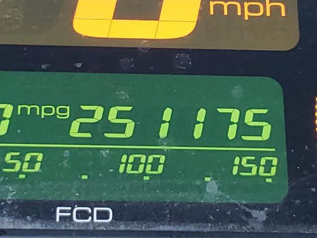 Photo 8 from auction – 2002 HONDA INSIGHT with VIN JHMZE147X2T001212
