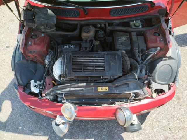 Photo 7 from auction – 2005 MINI COOPER S with VIN WMWRE33425TG95371