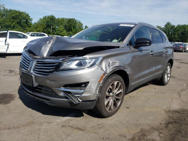 Photo 2 from auction – 2017 LINCOLN MKC SELECT with VIN 5LMCJ2D90HUL08166