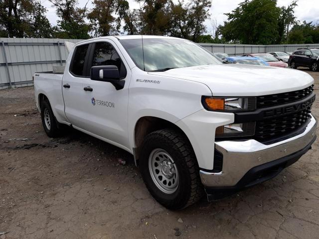 CHEVROLET SILVERADO 2019 with VIN 1GCRYAEF8KZ251723 - Photo from auction