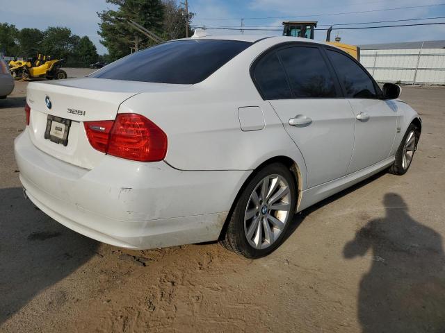 صورة رقم 4 من المزاد - 2011 BMW 328 XI مع VIN WBAPK7C57BF195391