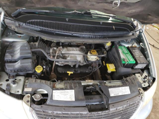 Photo 7 from auction – 2001 CHRYSLER TOWN AND C with VIN 2C8GP54L41R220288