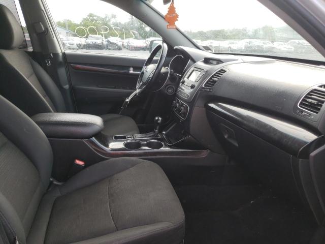 Photo 5 from auction – 2014 KIA SORENTO LX with VIN 5XYKTDA65EG497753