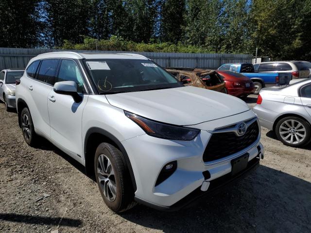 TOYOTA HIGHLANDER 2022 with VIN 5TDHBRCH9NS552569 - Photo from auction