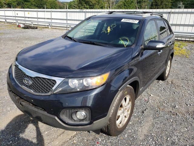 Photo 2 from auction – 2013 KIA SORENTO LX with VIN 5XYKTDA65DG333112
