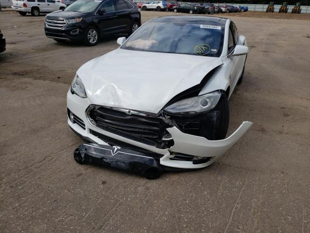 Photo 9 from auction – 2013 TESLA MODEL S with VIN 5YJSA1CPXDFP07974
