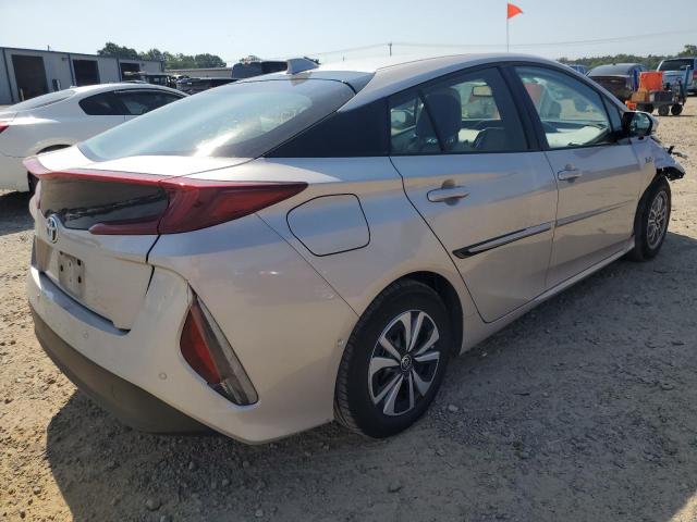 Photo 4 from auction – 2018 TOYOTA PRIUS PRIM with VIN JTDKARFP6J3093279