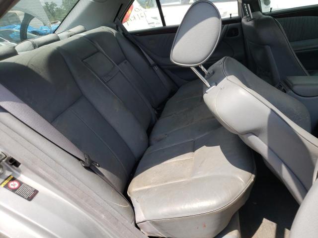 صورة رقم 6 من المزاد - 2000 MERCEDES-BENZ E 320 مع VIN WDBJF65J6YB099591
