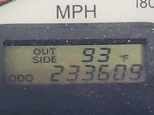 Photo 8 from auction – 2003 TOYOTA COROLLA CE with VIN 1NXBR32E83Z158331