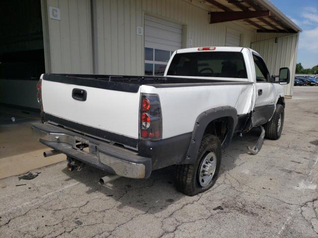 Photo 4 from auction – 2005 CHEVROLET SILVERADO with VIN 1GCHC24UX5E161713