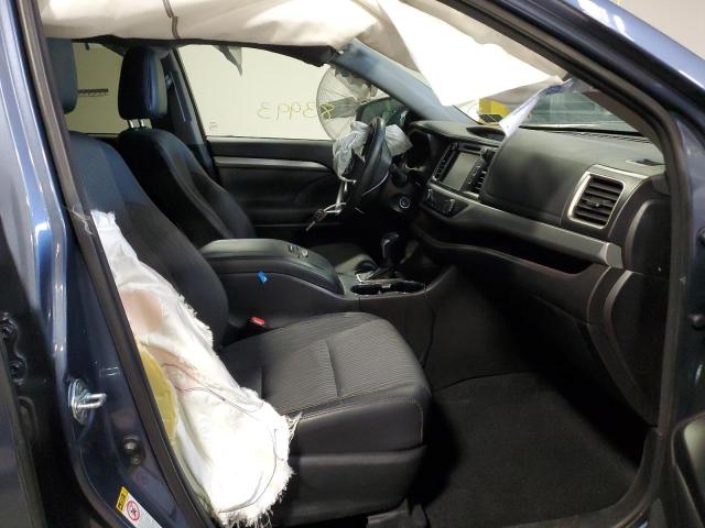 Photo 5 from auction – 2016 TOYOTA HIGHLANDER with VIN 5TDBKRFH0GS326330