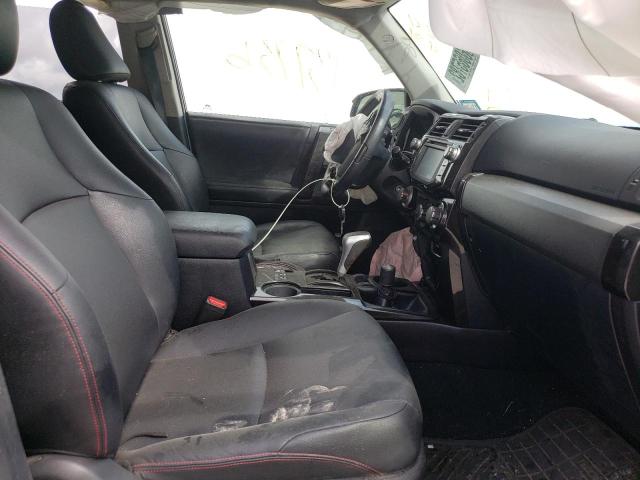 Photo 5 from auction – 2015 TOYOTA 4RUNNER SR with VIN JTEBU5JRXF5221989