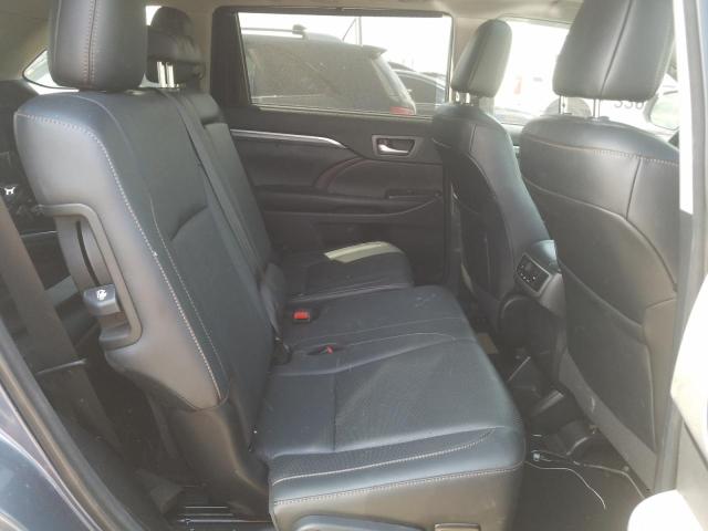 Photo 6 from auction – 2018 TOYOTA HIGHLANDER with VIN 5TDDZRFH2JS909784