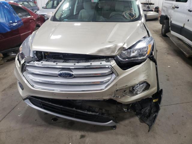 Photo 9 from auction – 2018 FORD ESCAPE SE with VIN 1FMCU0GD1JUC67759