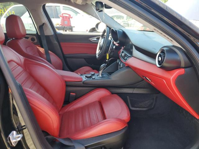 Photo 5 from auction – 2018 ALFA ROMEO GIULIA TI with VIN ZARFAECN8J7589664