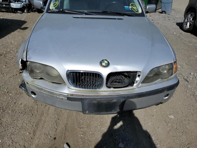 Photo 9 from auction – 2002 BMW 325 XI with VIN WBAEU33442PF69485