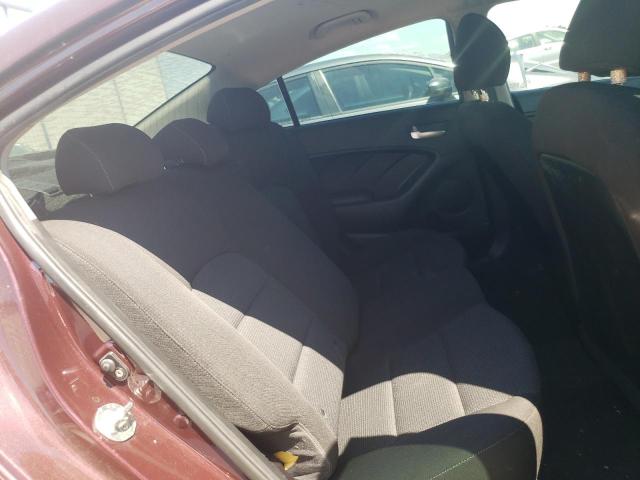 Photo 6 from auction – 2018 KIA FORTE LX with VIN 3KPFK4A76JE257177