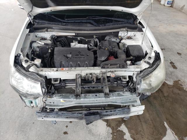 Photo 7 from auction – 2014 MITSUBISHI OUTLANDER with VIN JA4AD3A37EZ010945