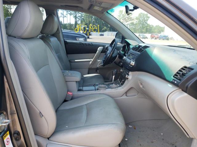 Photo 5 from auction – 2010 TOYOTA HIGHLANDER with VIN 5TDKK3EH3AS008790