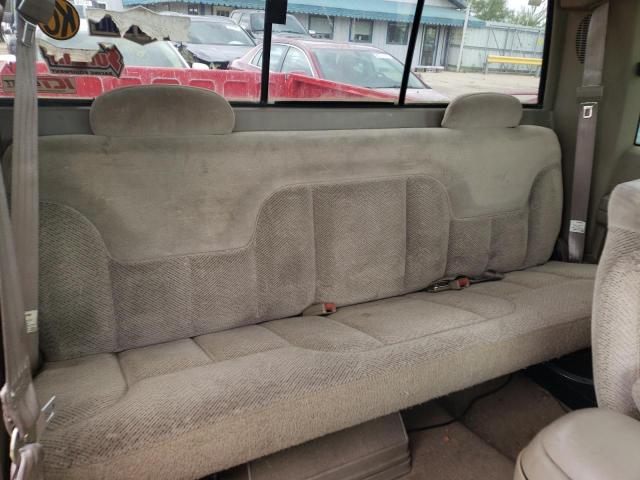 Photo 6 from auction – 1997 CHEVROLET GMT-400 C1 with VIN 1GCEC19R0VE275026