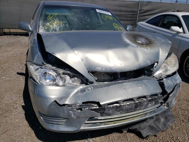 Photo 9 from auction – 2005 TOYOTA CAMRY LE with VIN 4T1BE32K75U563858